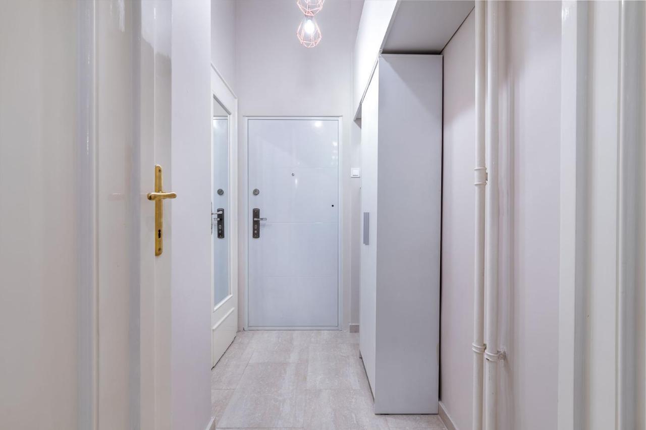 Economy Downtown Design Apartments - Free Parking - Balcony - Super Puplic Transport - Ac 布达佩斯 外观 照片
